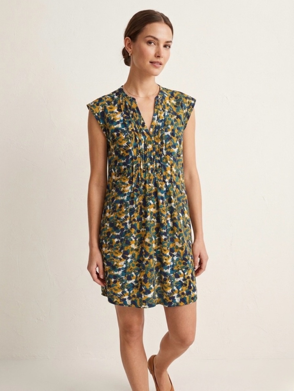 2/$26 H&M Mustard & Navy Abstract Print Pleated V-Neck Sleeveless Dress